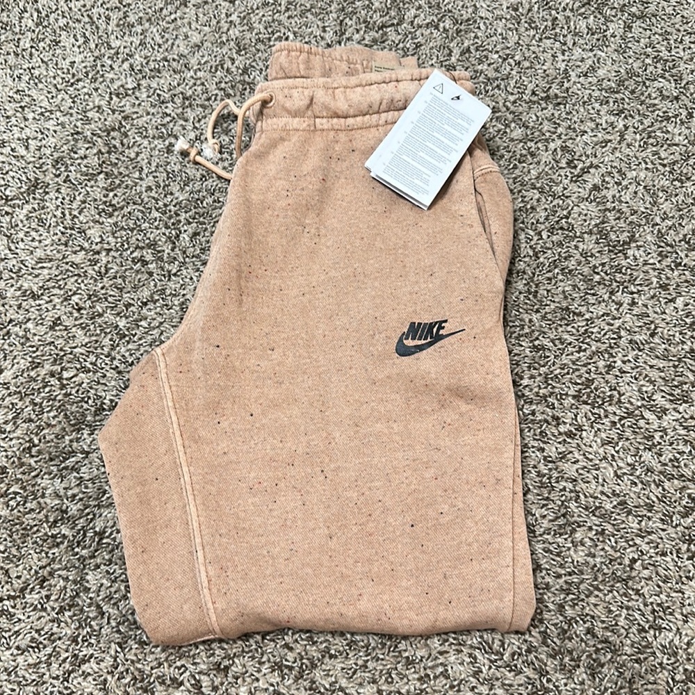 Nike Jogger Size Small